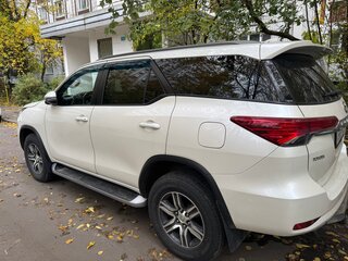 2018 Toyota Fortuner II, белый, 3300000 рублей, вид 3