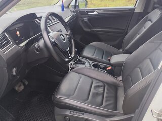 2018 Volkswagen Tiguan II, белый, 3399900 рублей, вид 5