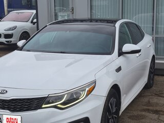 2018 Kia Optima IV Рестайлинг, белый, 1450000 рублей, вид 4