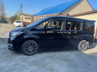 2016 Honda Stepwgn V, чёрный, 1980000 рублей, вид 5