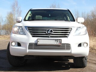 2008 Lexus LX 570 III, белый, 2500000 рублей, вид 1