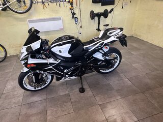 2011 Suzuki GSX-R 750, белый, 850000 рублей, вид 2