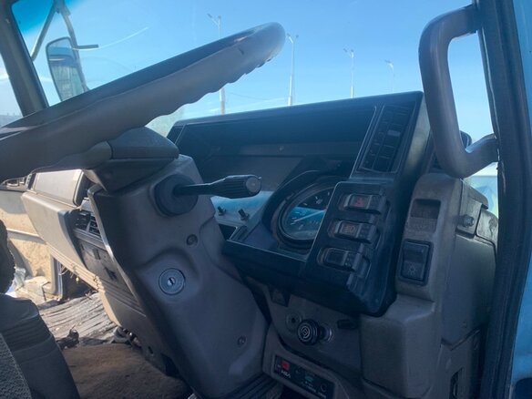 1993 Isuzu Forward (F-Series), синий, 950000 рублей - вид 4