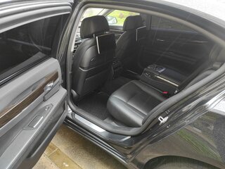 2012 BMW 7 серии Long 740Li xDrive V (F01/F02/F04) Рестайлинг, чёрный, 2300000 рублей, вид 4