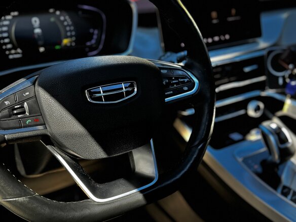 2021 Geely Coolray I, чёрный - вид 6