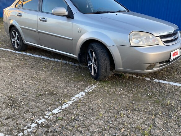 2004 Chevrolet Lacetti I, серебристый, 440000 рублей - вид 1