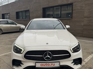 2022 Mercedes-Benz E-Класс 220 d V (W213, S213, C238) Рестайлинг, белый, 5190000 рублей, вид 3