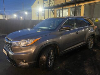 2014 Toyota Highlander III (XU50), серый, 3259000 рублей, вид 2
