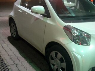 2009 Toyota iQ, белый, 1200000 рублей, вид 2
