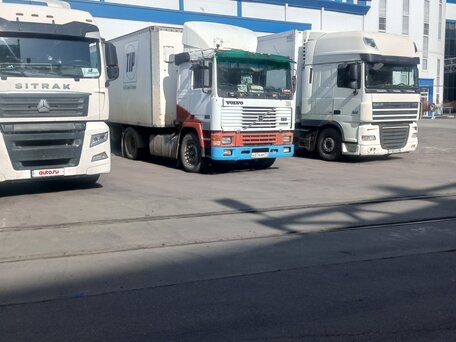 1994 Volvo F-Series, белый, 800000 рублей, вид 4