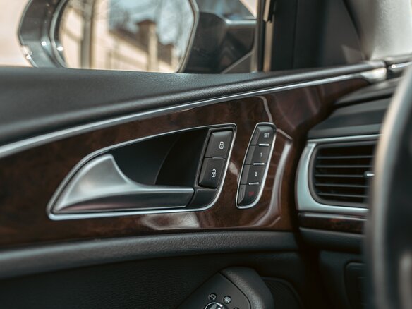 2014 Audi A6 IV (C7), чёрный, 1510000 рублей - вид 24