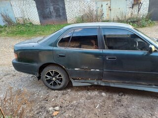 1992 Toyota Scepter, зелёный, 90000 рублей, вид 5