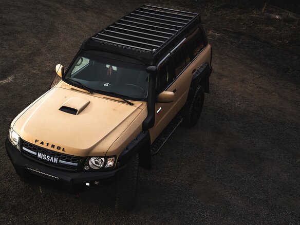 2011 Nissan Patrol V (Y61) Рестайлинг, серый, 5999995 рублей - вид 2