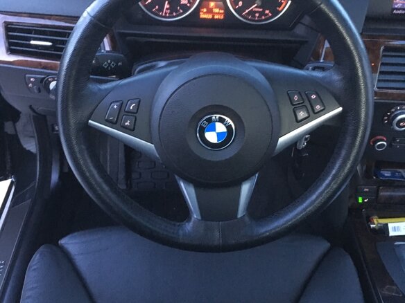 2009 BMW 5 серии 530xi V (E60/E61) Рестайлинг, чёрный, 2000000 рублей - вид 11