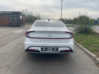 2020 Hyundai Sonata VIII (DN8), белый, 2600000 рублей, вид 5