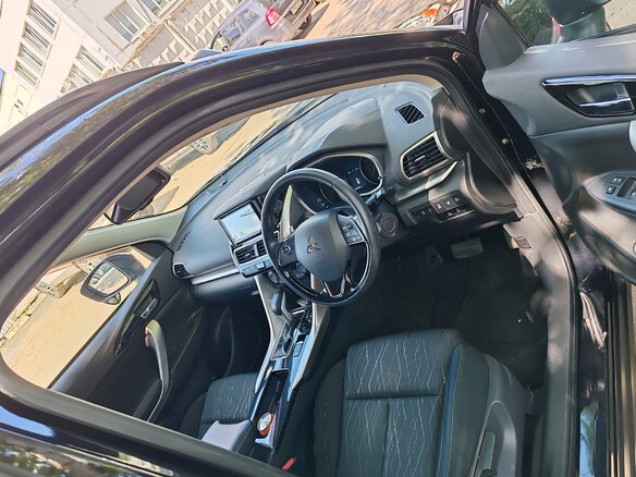 2019 Mitsubishi Eclipse Cross I, чёрный, 1700000 рублей - вид 13