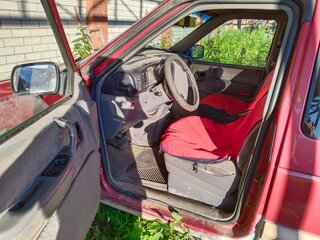 1994 Dodge Caravan Grand II, красный, 260000 рублей, вид 4