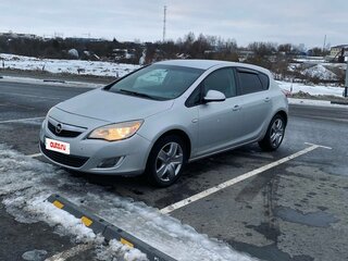 2011 Opel Astra J, серебристый, 620000 рублей, вид 2