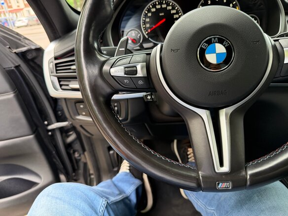 2018 BMW X6 M II (F86), чёрный, 3900000 рублей - вид 12