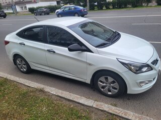2014 Hyundai Solaris I Рестайлинг, белый, 1300000 рублей, вид 3