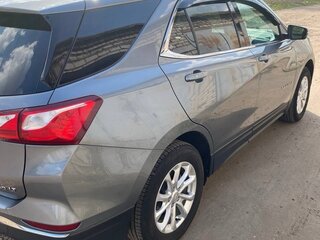2017 Chevrolet Equinox III, серый, 2500000 рублей, вид 2