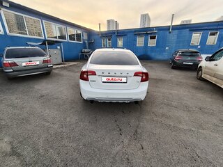 2011 Volvo S60 II, белый, 600000 рублей, вид 4
