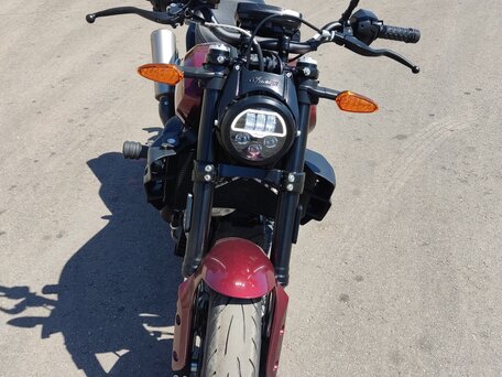 2023 Indian FTR 1200, пурпурный, 1090000 рублей, вид 3