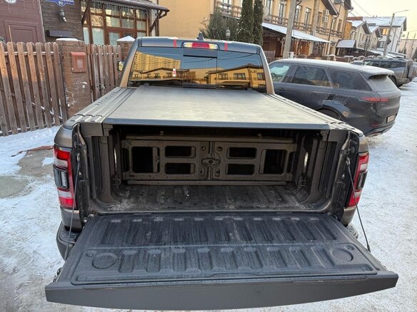 2024 Ram 1500 Quad Cab eTorque V, серый, 10590000 рублей - вид 12
