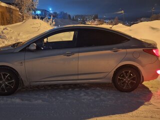 2014 Hyundai Solaris I, серебристый, 1250000 рублей, вид 3