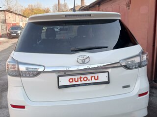 2016 Toyota Wish II Рестайлинг, белый, 1750000 рублей, вид 3