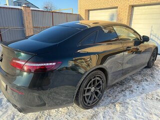 2020 Mercedes-Benz E-Класс 200 V (W213, S213, C238) Рестайлинг, зелёный, 5200000 рублей, вид 3