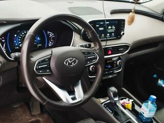 2019 Hyundai Santa Fe IV, серый, 2720000 рублей, вид 5