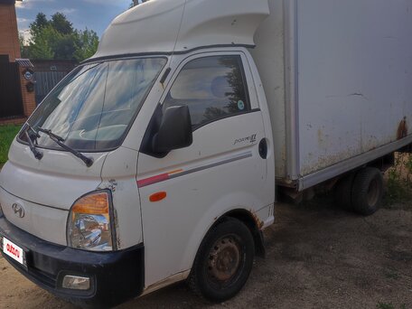 2012 Hyundai Porter II, белый, 870000 рублей, вид 2
