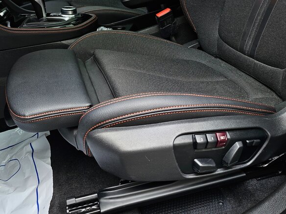 2020 BMW 2 серии Active Tourer 218d F45 Рестайлинг, чёрный, 2200000 рублей - вид 14
