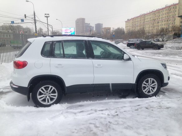 2014 Volkswagen Tiguan I Рестайлинг, белый - вид 1