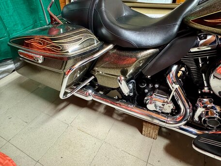 2016 Harley-Davidson Street Glide, золотистый, 1650000 рублей, вид 4