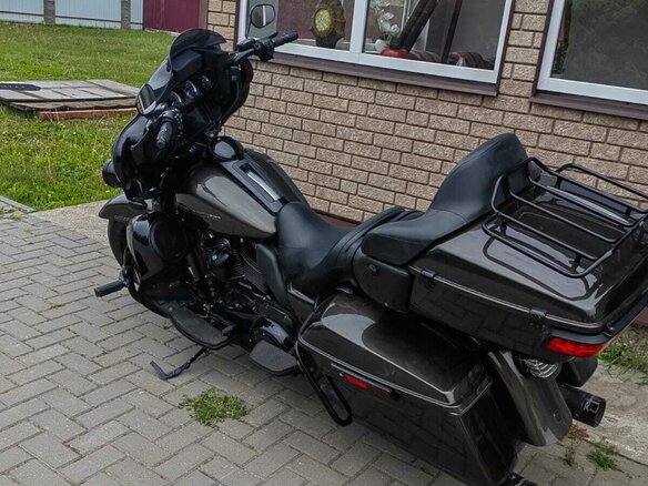 2020 Harley-Davidson Electra Glide, коричневый, 2100000 рублей - вид 1