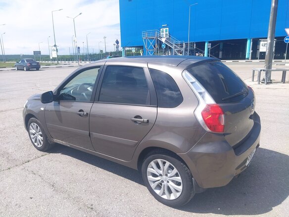 2015 Datsun mi-DO, коричневый, 750000 рублей - вид 5