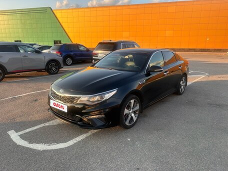 2018 Kia Optima IV Рестайлинг, чёрный, 1799999 рублей, вид 4