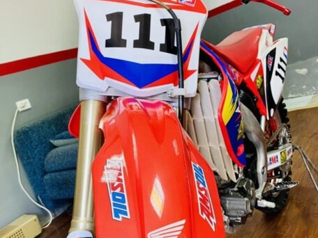 2009 Honda CRF 250R, красный, 400000 рублей, вид 2