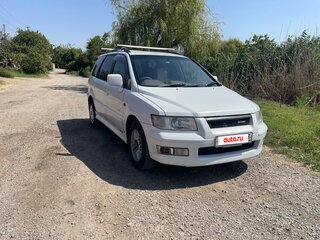 1998 Mitsubishi Chariot Grandis III, белый, 300000 рублей, вид 1