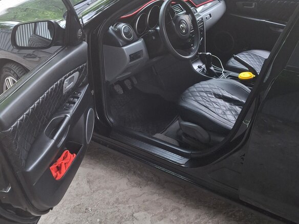 2006 Mazda 3 I (BK) Рестайлинг, чёрный, 560000 рублей - вид 12