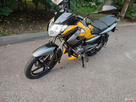 2020 Bajaj Pulsar NS 125, жёлтый, 170000 рублей, вид 4
