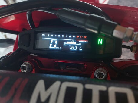 2024 Regulmoto Holeshot, красный, 240000 рублей, вид 3
