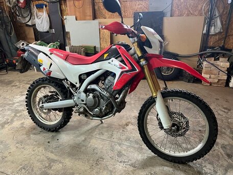 2011 Honda CRF 250L, красный, 430000 рублей, вид 4