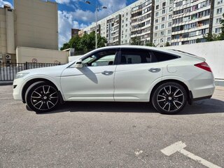 2011 Honda Crosstour I, белый, 1565000 рублей, вид 4