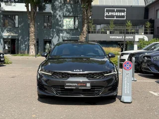 2022 Kia K5 III, серый, 2490000 рублей, вид 1