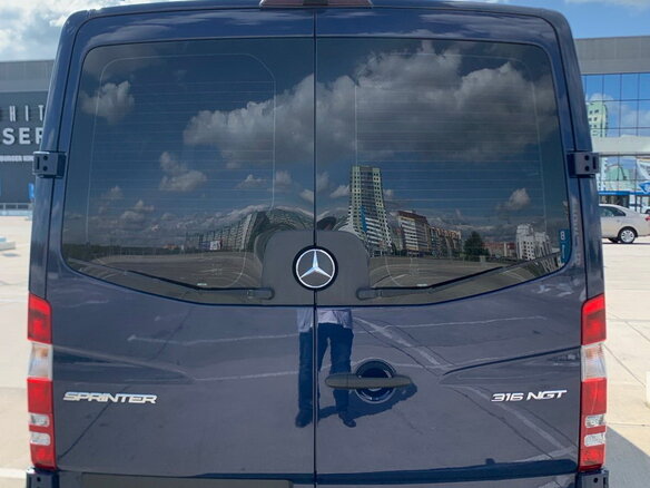 2016 Mercedes-Benz Sprinter, синий, 3150000 рублей - вид 2