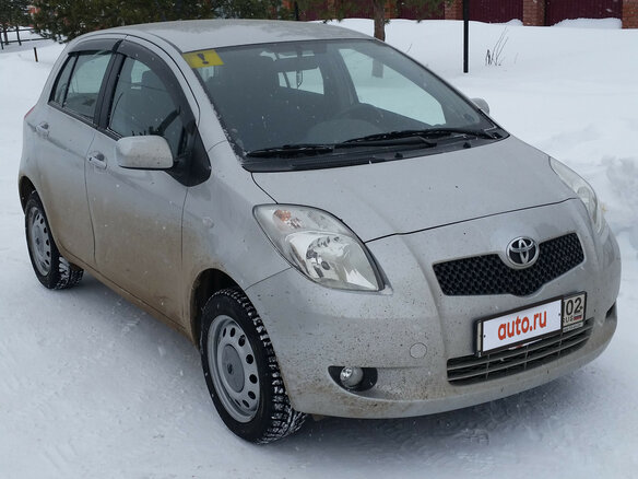 2008 Toyota Yaris Multimode II, серебристый