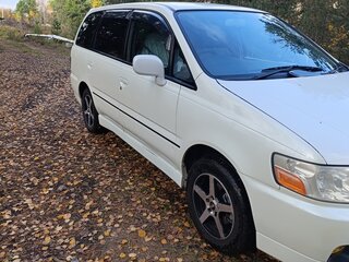 2003 Nissan Bassara, белый, 800000 рублей, вид 4